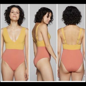 Kikirio Sana Colorblock One Piece swimsuit in Golden Hour size large